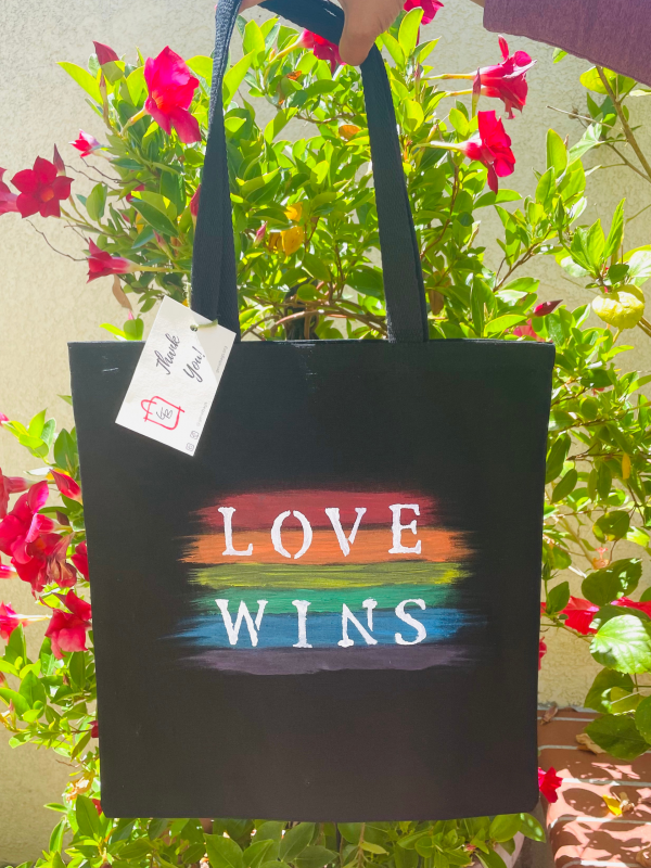 Love wins - Pride Tote Bag